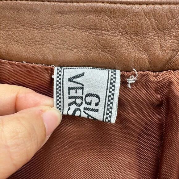 Vintage Gianni Versace It 38 US 4 Pencil Skirt Mini Brown Leather Designer Glam - Picture 8 of 8